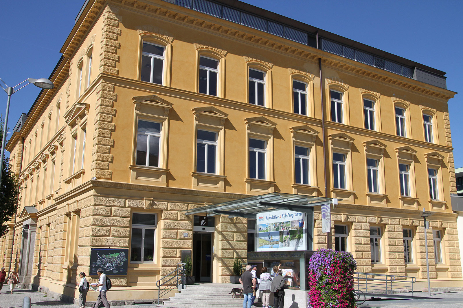 Brunico | Bruneck (Photo license: CC BY-NC 2.0)